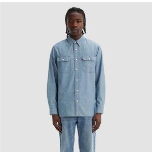 💕NWT Levi's Denim Blue Casual Button Down Shirt size M